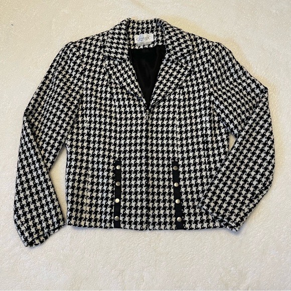 Black and White Houndstooth Jacket by ConradC Collection Size 8 - Picture 6 of 14